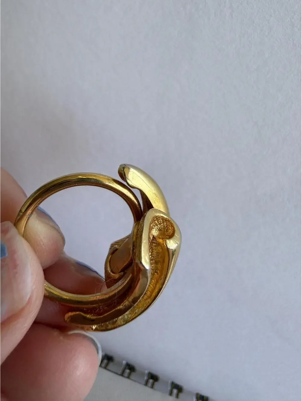 Vintage Gold Tone Abstract Design Ring Size 5